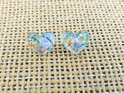 Ocean Heart Resin Stud Earrings - J & I Vision