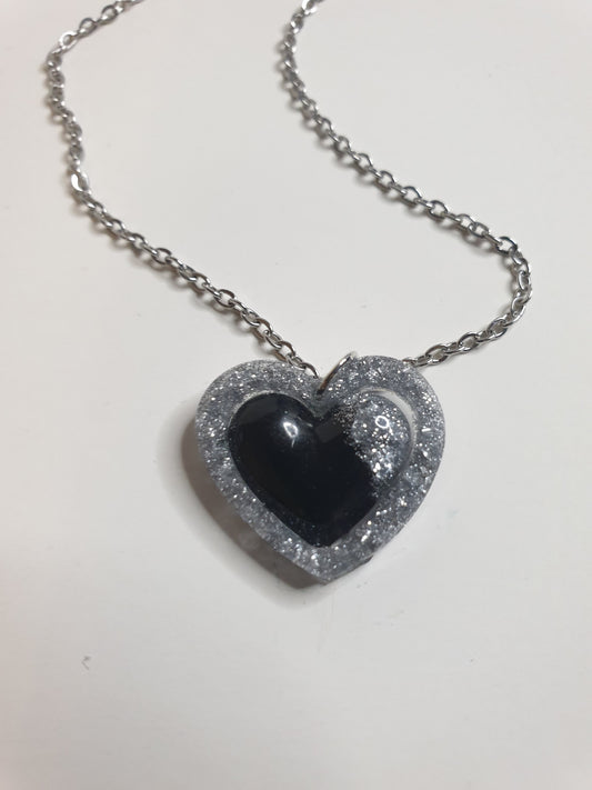 Black & Silver Glitter Heart Resin Necklace – Stainless Steel Chain