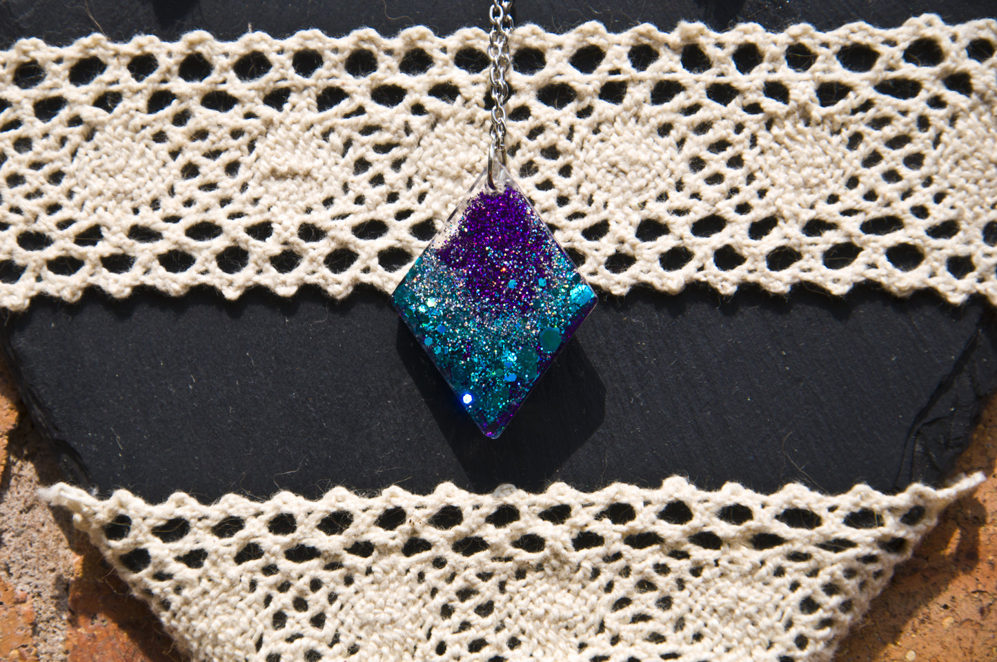 Purple & Teal Glitter Diamond Resin Necklace – Stainless Steel Chain